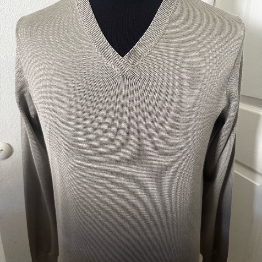 Ralph Lauren Purple Label Men's V-Neck Sweater in Light Taupe